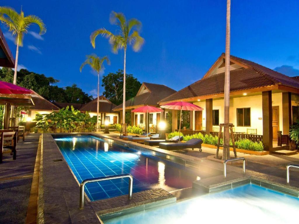 Rose Bay Resort Pattaya Exterior foto